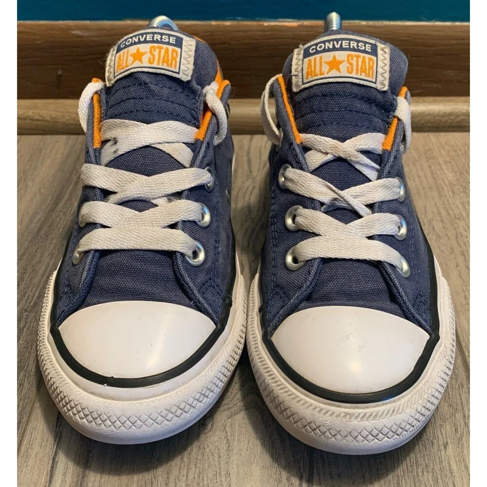Converse Chuck Taylor All Star Kid's Size 2 Blue/Orange Low Tops Sneakers